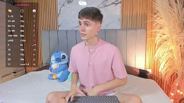 DustinLevine online show from March 5, 2026, 12:18 am