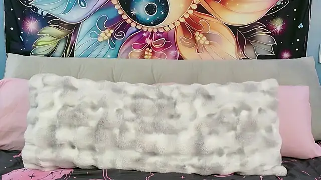 Snapshot of SaraBearXo chatting on February 28, 2026, 12:38 pm SaraBearXo online show from February 28, 2026, 12:38 pm