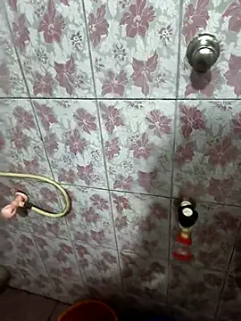 Snapshot of naughtyyboyfriend chatting on December 17, 2025, 12:21 pm naughtyyboyfriend online show from December 17, 2025, 12:21 pm