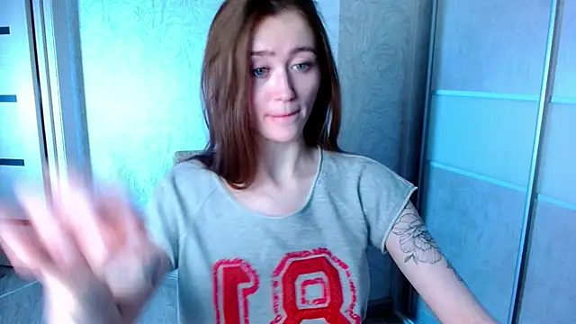 Snapshot of millllina chatting on February 23, 2025, 8:55 pm millllina online show from February 23, 2025, 8:55 pm