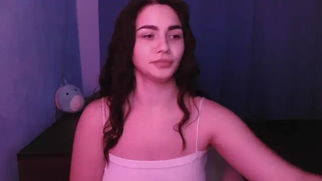 Snapshot of HannahMeid chatting on December 16, 2024, 7:54 pm HannahMeid online show from December 16, 2024, 7:54 pm