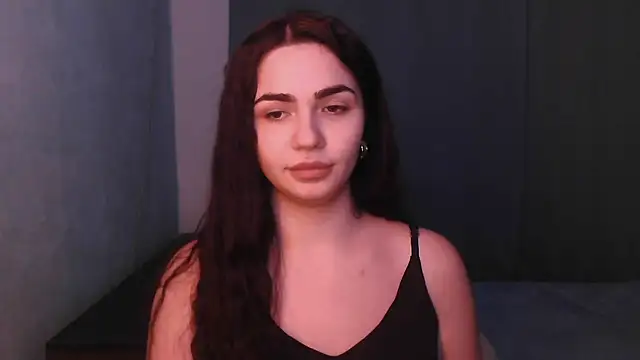 Snapshot of HannahMeid chatting on February 13, 2025, 8:24 pm HannahMeid online show from February 13, 2025, 8:24 pm