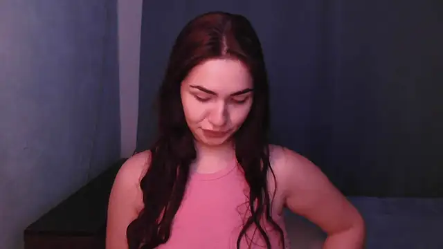 Snapshot of HannahMeid chatting on February 2, 2025, 8:41 pm HannahMeid online show from February 2, 2025, 8:41 pm