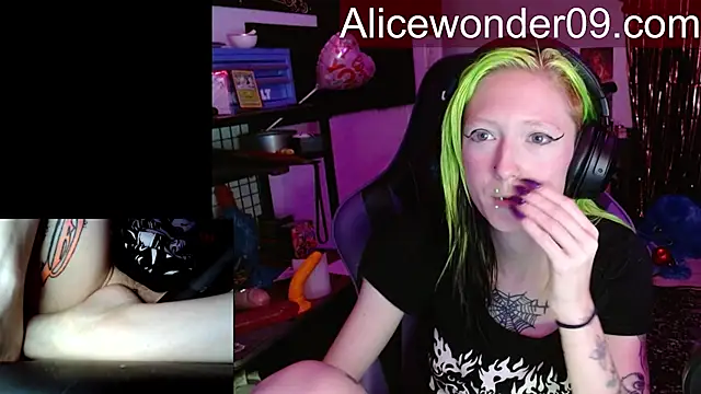 alicewonder09 online show from March 20, 2026, 3:29 am