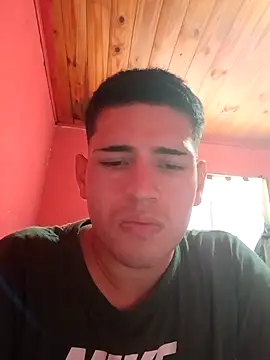 Snapshot of ynose2 chatting on October 7, 2025, 2:40 pm ynose2 online show from October 7, 2025, 2:40 pm