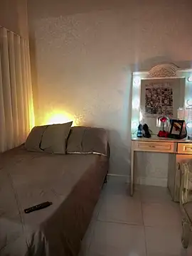 shannol ryan online show from April 14, 2026, 1:32 am