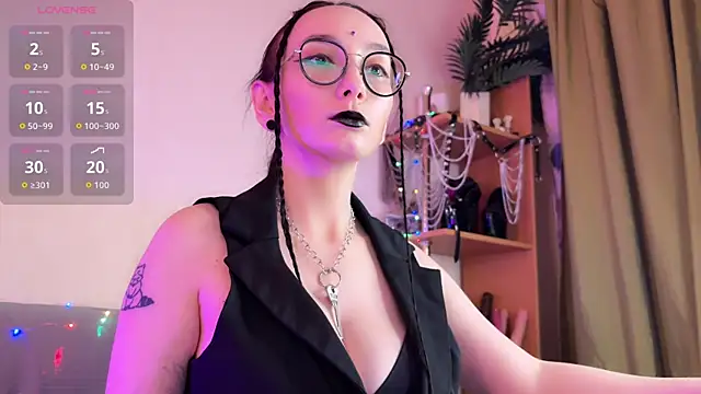 Snapshot of Jinhee_Noir chatting on December 13, 2025, 8:04 pm Jinhee Noir online show from December 13, 2025, 8:04 pm