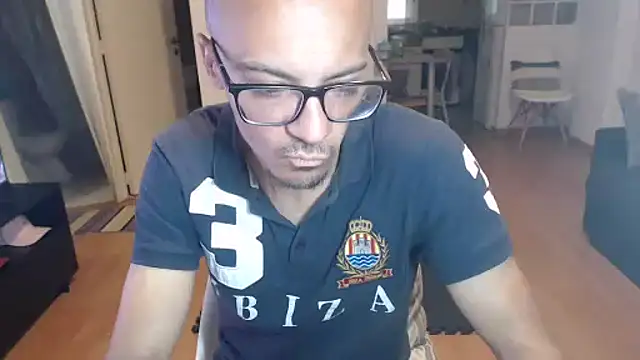 guachin hunk online show from November 7, 2025, 3:05 pm