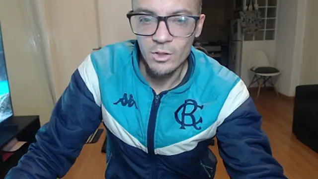 guachin hunk online show from May 31, 2026, 11:27 pm