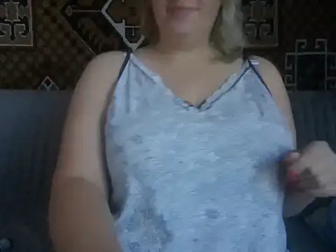 Snapshot of Diana_Britt chatting on September 14, 2025, 5:30 am Diana Britt online show from September 14, 2025, 5:30 am