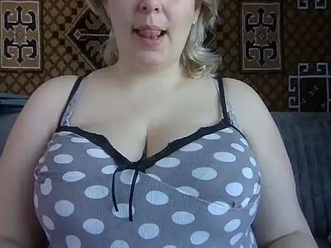 Snapshot of Diana_Britt chatting on March 7, 2025, 6:46 am Diana Britt online show from March 7, 2025, 6:46 am