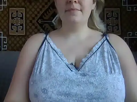 Snapshot of Diana_Britt chatting on March 9, 2025, 5:55 am Diana Britt online show from March 9, 2025, 5:55 am