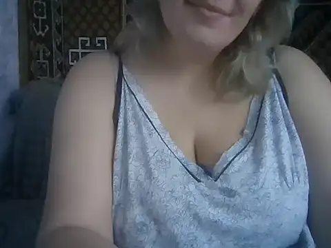 Diana Britt online show from October 22, 2025, 5:29 am