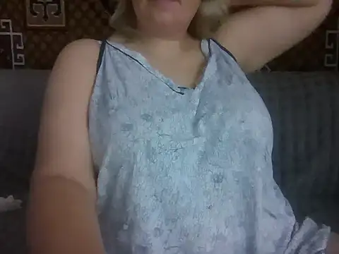 Snapshot of Diana_Britt chatting on September 10, 2025, 5:06 am Diana Britt online show from September 10, 2025, 5:06 am