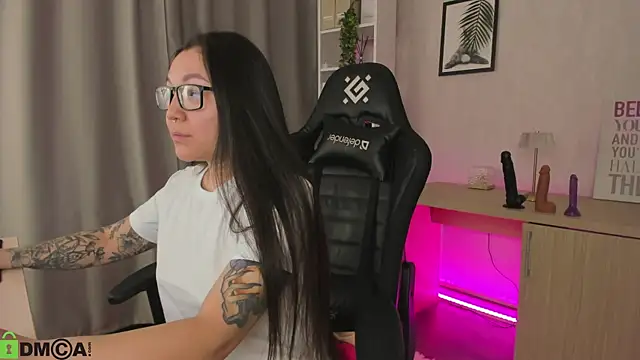 gentle muse online show from February 25, 2026, 12:00 am