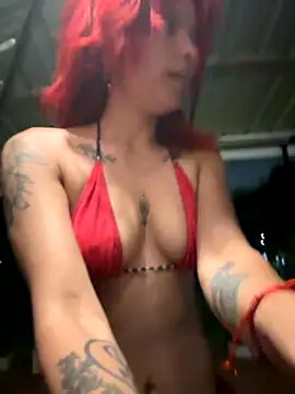 Snapshot of dinamita_Blair chatting on October 17, 2025, 1:20 am dinamita Blair online show from October 17, 2025, 1:20 am