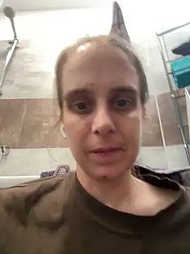 LadyChantale online show from February 15, 2026, 1:10 pm