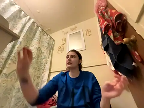 Snowbunnycake 131 online show from September 11, 2025, 6:02 am