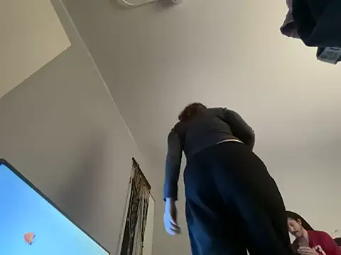 Snowbunnycake 131 online show from November 11, 2025, 11:20 pm