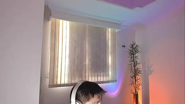 Snapshot of Giordano_Russo chatting on June 15, 2026, 9:14 pm Giordano Russo online show from June 15, 2026, 9:14 pm