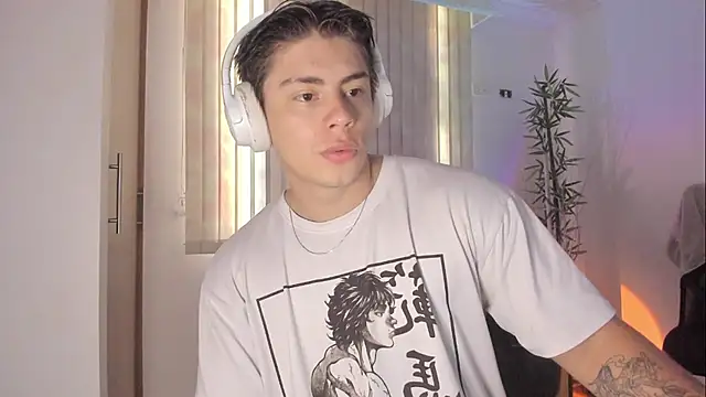 Snapshot of Giordano_Russo chatting on July 8, 2026, 3:56 pm Giordano Russo online show from July 8, 2026, 3:56 pm