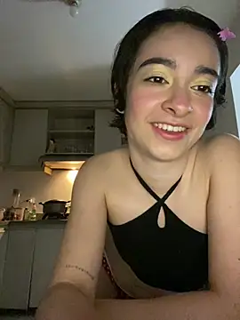  Lunnaa  online show from March 25, 2026, 1:17 am