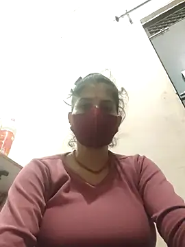 Snapshot of maahi-satva chatting on May 10, 2026, 8:33 pm maahi-satva online show from May 10, 2026, 8:33 pm