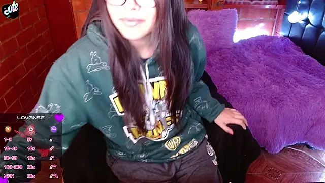 Snapshot of MidoriQuiinn chatting on February 28, 2026, 2:17 pm MidoriQuiinn online show from February 28, 2026, 2:17 pm