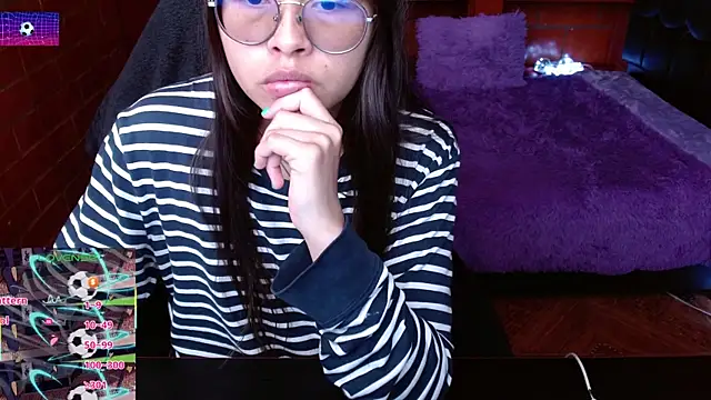 MidoriQuiinn online show from July 15, 2026, 5:31 pm