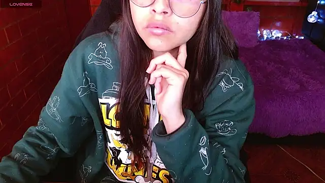 Snapshot of MidoriQuiinn chatting on February 21, 2026, 2:30 pm MidoriQuiinn online show from February 21, 2026, 2:30 pm