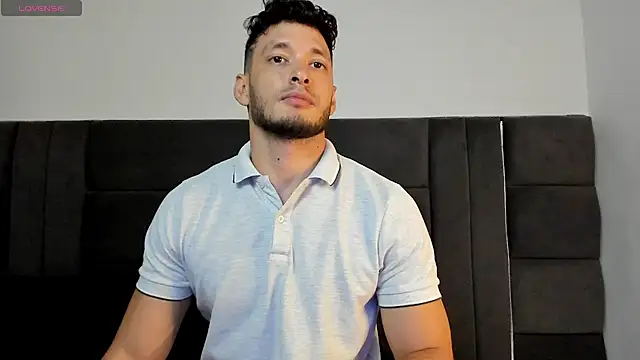 alejandro  2 online show from April 15, 2026, 6:12 pm