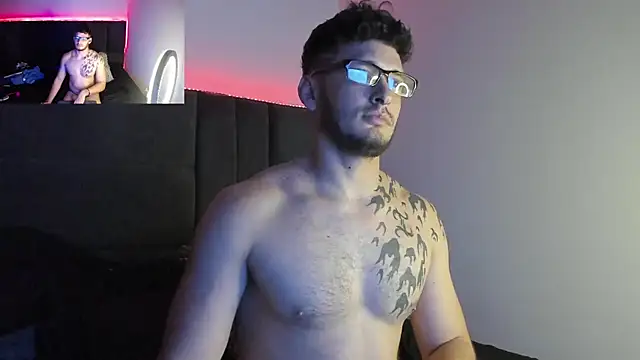 alejandro  2 online show from September 19, 2025, 3:54 am