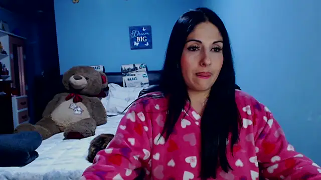 sahtlove1 online show from May 26, 2026, 2:20 am