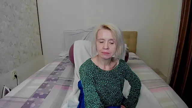 aminalive online show from September 15, 2025, 4:13 am