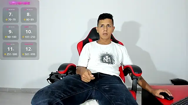 boy bigcock24cm online show from March 7, 2025, 11:18 am