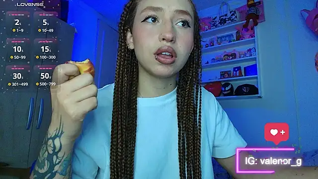 valenor  online show from February 20, 2026, 3:14 am