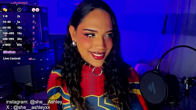 Snapshot of SWEET_ALICEXX chatting on October 6, 2025, 7:47 pm SWEET ALICEXX online show from October 6, 2025, 7:47 pm