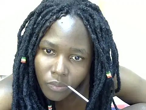 Snapshot of Sweet_ebony20 chatting on February 4, 2026, 9:21 pm Sweet ebony20 online show from February 4, 2026, 9:21 pm