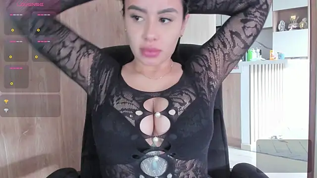 keyn laurent 1 online show from October 9, 2025, 6:19 pm