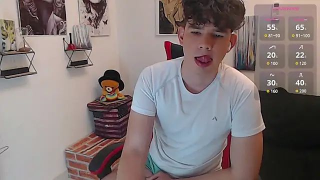 Oliverboy- online show from June 14, 2026, 2:24 am