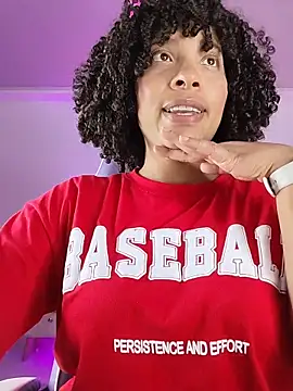 Snapshot of DannaBerry chatting on February 19, 2026, 4:48 pm DannaBerry online show from February 19, 2026, 4:48 pm