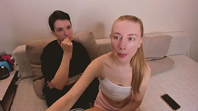 Snapshot of secret_dreams__ chatting on March 24, 2026, 7:14 pm secret dreams online show from March 24, 2026, 7:14 pm