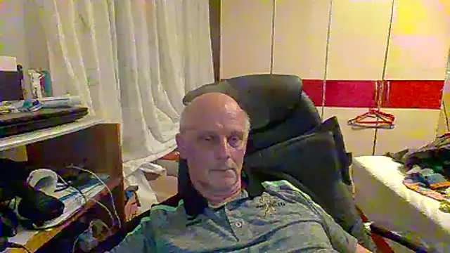 Snapshot of Kodiakch chatting on June 2, 2026, 8:31 pm Kodiakch online show from June 2, 2026, 8:31 pm