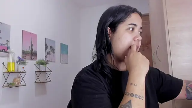 Emma lean online show from February 20, 2026, 3:36 pm