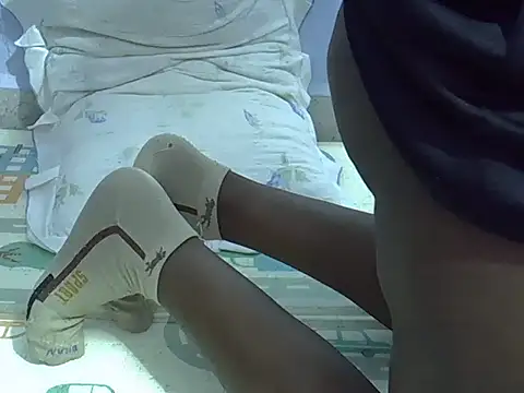 queennisha2 online show from March 27, 2026, 8:26 am