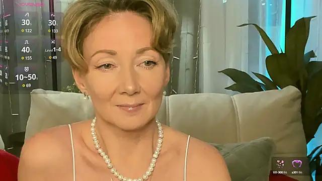 Snapshot of AkexandraFix chatting on January 26, 2025, 1:25 pm AkexandraFix online show from January 26, 2025, 1:25 pm