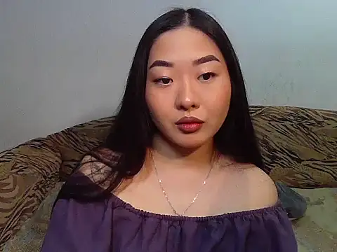 Aleksa Blackdream online show from April 15, 2026, 5:06 pm