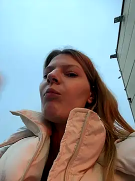 Snapshot of MaryHiggins chatting on November 7, 2025, 1:26 pm MaryHiggins online show from November 7, 2025, 1:26 pm