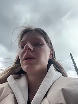 MaryHiggins online show from April 18, 2026, 12:18 pm