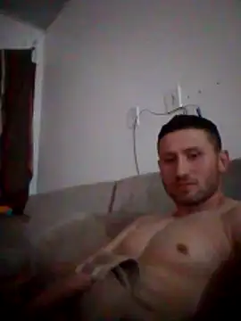 Juninho5755 online show from October 30, 2025, 11:23 pm